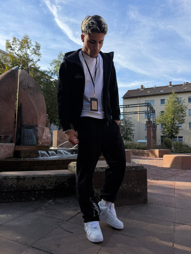 "UNSCRIPTED" SHOOT 2